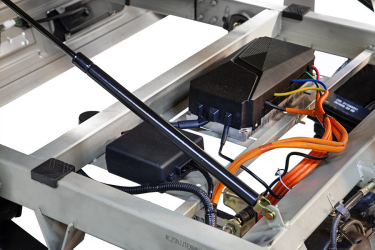 Грузовой электротрицикл Rutrike Эксперт ПРО Плюс 2200 в Саратове